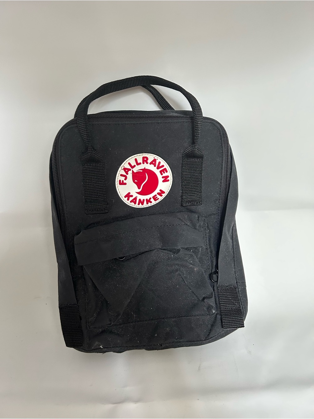 Fjallraven Kanken black mini backpack